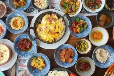 Ankara'nın En İyi 5 Kahvaltı Mekanında Diyet Dostu Seçimler